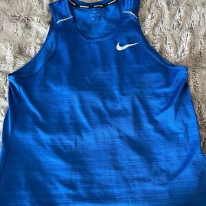 Nike Blue Performance Tank Top Moisture-Wicking Athletic Wear